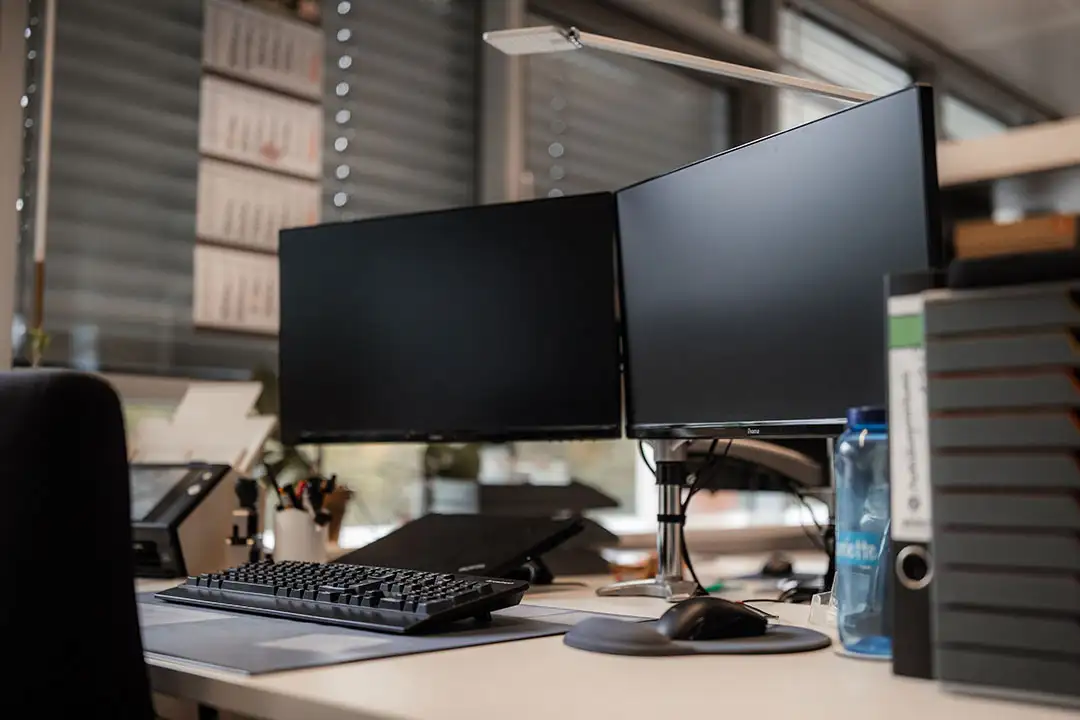 Arbeitspatz von Büromöbel Experte