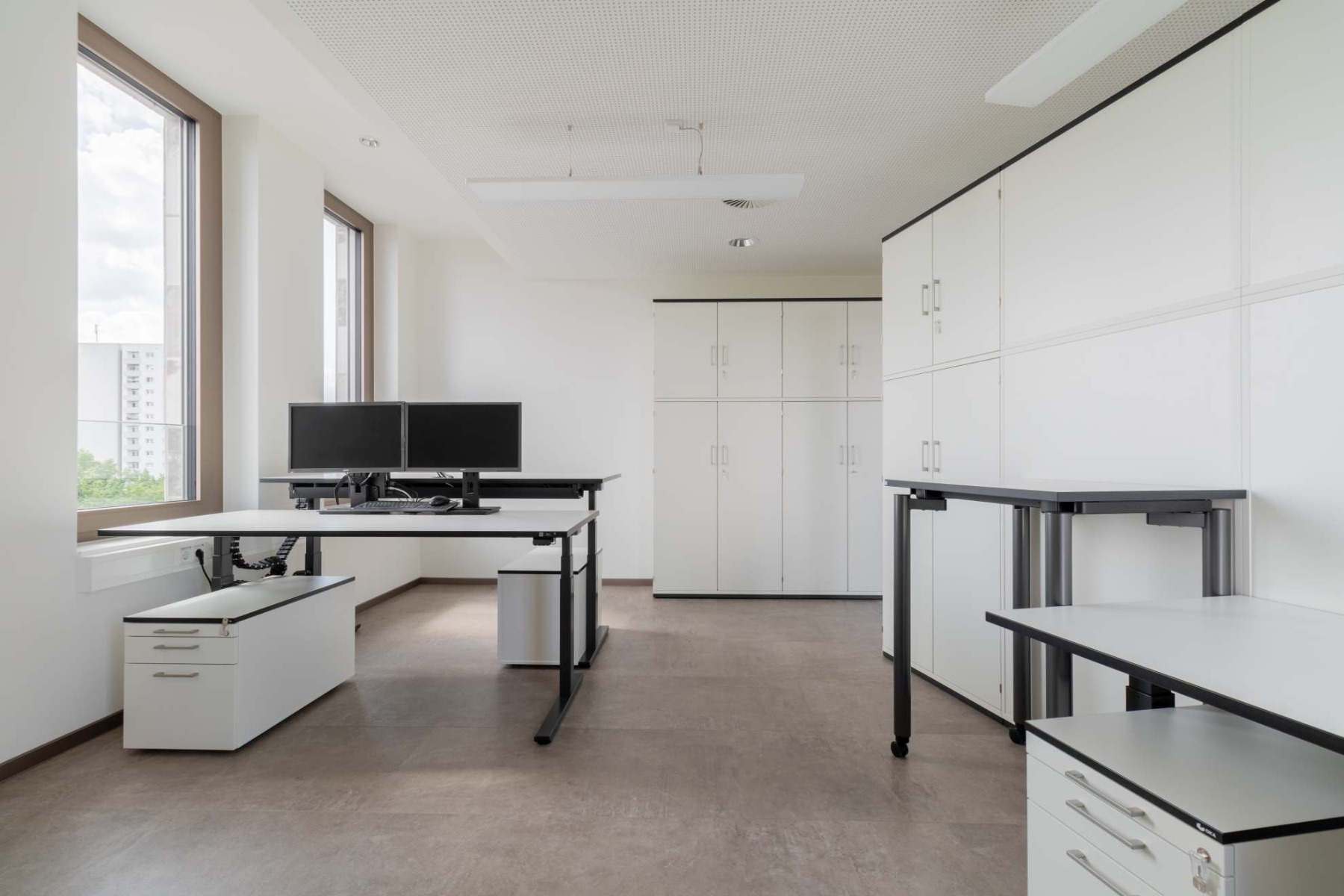 höhenverstellbarer Tisch